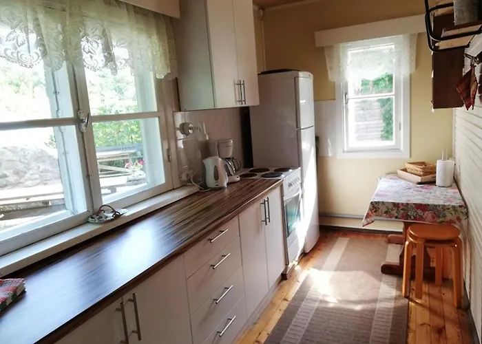 بيت ضيافة Ranna Talu Puhkemaja Kassari